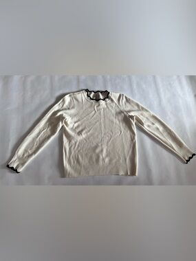 H&M Cream Crewneck Sweater with Black Scalloped Trim